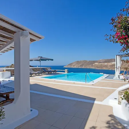 South Star Private Pool * Kaló Livádi