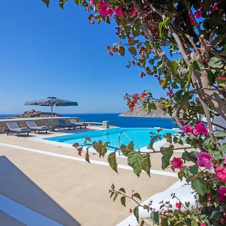 South Star Private Pool Kalo Livadi