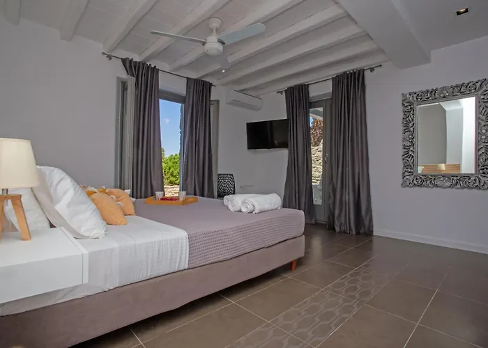 South Star Private Pool