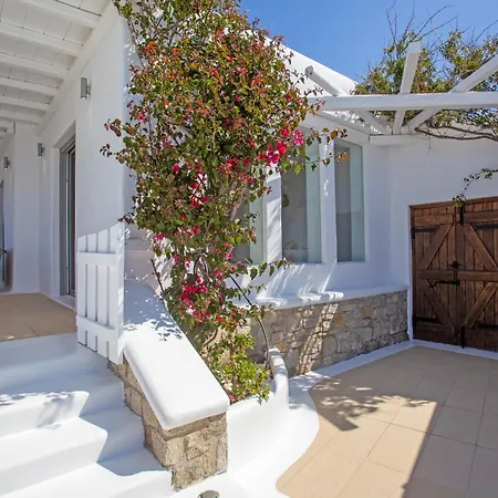 South Star Private Pool Kalo Livadi