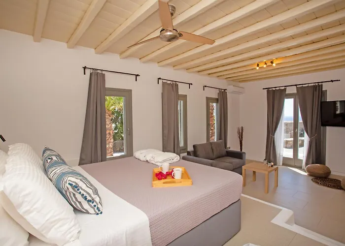 South Star Private Pool