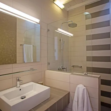 فيلة South Star Private Pool كالو ليفادي